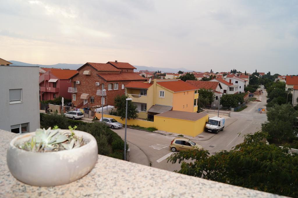 Apartments Tomic Biograd Na Moru Exterior foto